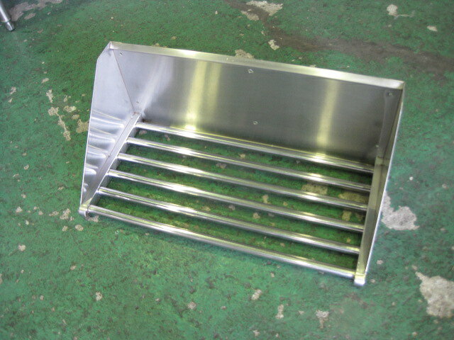 　◆◇商品詳細◇◆ 年　式： サイズ：W600xD300xH250mm 　◇◆注意事項◆◇ ・商品は基本的に軒先(建物前)の車上渡しとなります。 　必ずご確認下さい。 ・搬入設置ご希望の方は別途ご相談ください。 　※費用は別途かかります。 　※1都3県(東京都・神奈川県・埼玉県・千葉県)に限り搬入可能です ・一部地域・離島によっては配送出来ない場合がございます。 　何卒ご了承ください。 ・一部ガラス製品・大型商品・重量がある商品については 　木枠梱包（概ね15,000円〜25,000円）を要する場合がござい 　ます。 ・ガス種(都市ガス・プロパンガス) 　電力（単相100V・三相200V・単相200Vなど）は 　十分にご確認下さい。 ・ガス種間違え・電力間違え・サイズ間違えによるキャンセルはお受けできません。 　何卒ご確認の程宜しくお願い致します。 ・付属品に関しましては写真に掲載しているものが全てとなります。 　その他、気になる点はご相談ください。 ・ご不明な点が御座いましたら、ご遠慮なくお問い合わせください。 　ご理解とご協力をお願い致します。