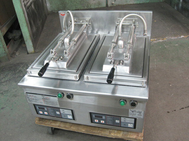 2020年製　【中古】マルゼン　電気自動餃子焼器　MAZE-44*　三相200V　W600xD600xH285mm　自社6ヶ月保証