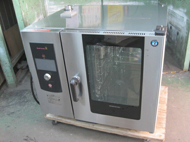 　◆◇商品詳細◇◆ 年　式：2024年製 【外形寸法】 　W900xD770xH790mm 【庫内容量】 　145L 【ホテルパン】 　1/1サイズ：6枚(70mmピッチ) 【機能】 　ホットエアー：30〜300℃ 　コンビ：100〜300℃(蒸気量0％のみ30〜300℃) 　スチーム：30〜130℃ 　芯温設定：30〜99℃ 【消費電力】 　三相200V　50/60Hz 　10.1/10.1kW 【重量】 　150kg サイズ：W900xD770xH790mm 　◇◆注意事項◆◇ ・商品は基本的に軒先(建物前)の車上渡しとなります。 　必ずご確認下さい。 ・搬入設置ご希望の方は別途ご相談ください。 　※費用は別途かかります。 　※1都3県(東京都・神奈川県・埼玉県・千葉県)に限り搬入可能です ・一部地域・離島によっては配送出来ない場合がございます。 　何卒ご了承ください。 ・一部ガラス製品・大型商品・重量がある商品については 　木枠梱包（概ね15,000円〜25,000円）を要する場合がござい 　ます。 ・ガス種(都市ガス・プロパンガス) 　電力（単相100V・三相200V・単相200Vなど）は 　十分にご確認下さい。 ・ガス種間違え・電力間違え・サイズ間違えによるキャンセルはお受けできません。 　何卒ご確認の程宜しくお願い致します。 ・付属品に関しましては写真に掲載しているものが全てとなります。 　その他、気になる点はご相談ください。 ・ご不明な点が御座いましたら、ご遠慮なくお問い合わせください。 　ご理解とご協力をお願い致します。