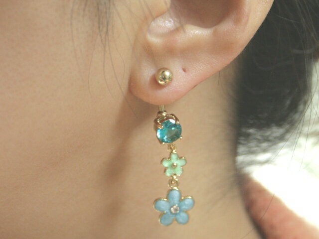 i.axeの14Gミルキーパステルフラワー ボディピアス ヘソピアス へそピアス｜アングル3