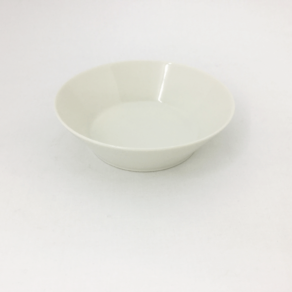 小鉢（アイボリー）12.5cmの淡いクリーム色鉢