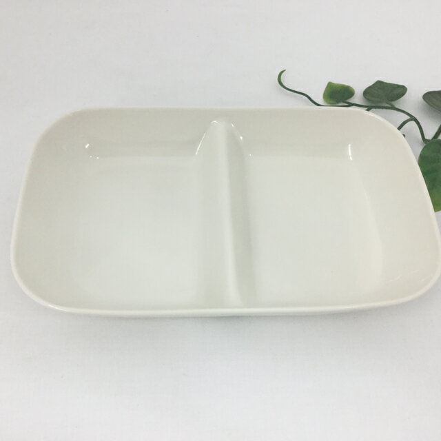 【アウトレット】すくいやすい中央二ツ仕切り深型プレート 2