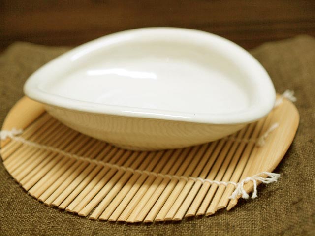 ゆがみ和風皿 小皿の紹介画像2