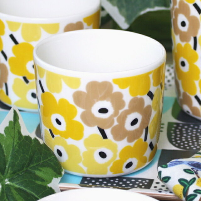 マリメッコ ラテマグ ピックイネンウニッコ イエロー×ベージュ 1個単位　marimekko コップ コーヒーカップ PIKKUINEN UNIKKO No.128(50) 北欧食器 洋食器 プレゼント おしゃれ ギフト 結婚祝い 花柄のサムネイル