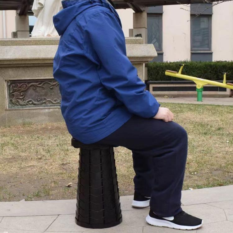 子供 アウトドアチェア 伸縮スツール 大人 椅子 行列待ち 折りたたみ 踏み台 携帯 折りたたみ椅子 簡易チェア イス 持ち運び マルチチェア コンパクト 折りたたみ椅子 ゴルフ観戦 キャンプ 釣り 屋外 イベント 運動会 バーベキュー BBQ 旅行 来客用 高さ調整可能 ichigoichi39-10000151 トゥモロードレッシング サンプル画像2