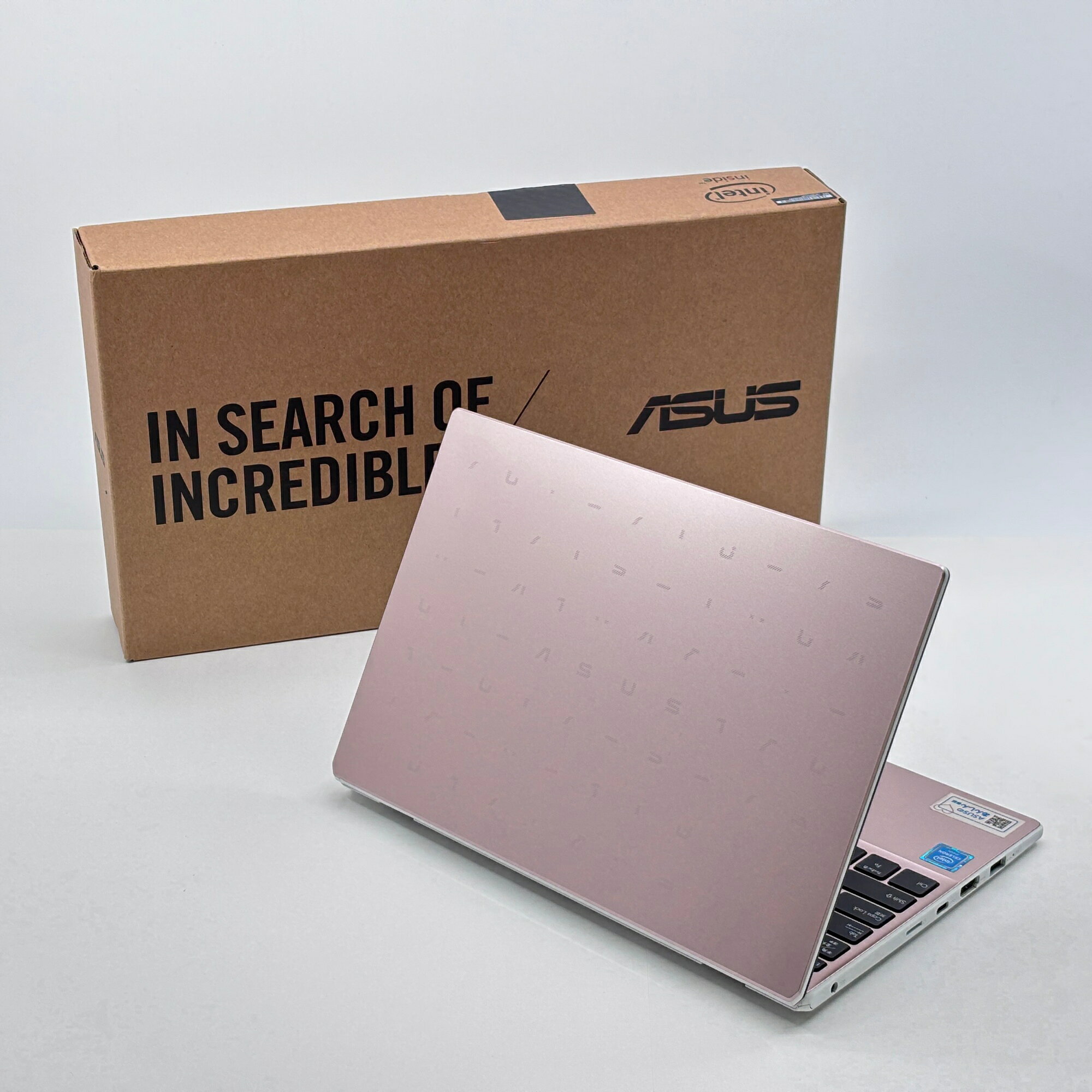 ASUS 小型ノートパソコン E210M 中古 楽天市場】asus asus e210ma e210ma-gj001b ピーコックブルーの通販