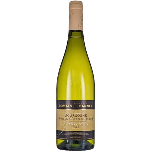 黄金色の外観からは白桃や蜂蜜の風味が溢れます。 とろっとした口当たりですが、優しく滑らかで酸とキレがあるのでスルスル飲めます。 温度が上がってくると果実の香りが増して、旨みの余韻が長く続きます。 除草剤、殺虫剤は一切使用しないナチュラルな醸造です。 アリエ産の1回使用樽1/3、2回使用樽1/3、3回使用樽1/3で8ヶ月間熟成 樹齢約50年のVV ■産地：フランス ブルゴーニュ オート・コート・ド・ニュイ ■品種：シャルドネ100%