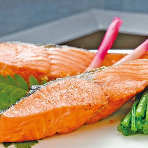 産地直送 お中元 夏ギフト 北海道 沖獲り 紅鮭半身 約800g 44-hg 冷凍便 送料無料 ※同梱注文不可