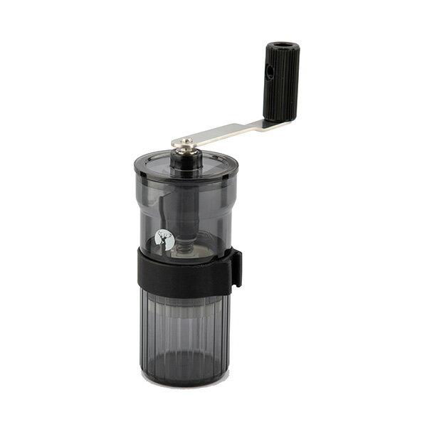 CAPTAIN STAG（キャプテンスタッグ）の一覧はこちら風味や成分を損なわないこだわりの挽きたてがいつでも味わえます。新セラミック刃使用で引き効率30％UP（※当社従来品との比較）粒度調節式でドリップ方式にあわせて粗さを選べる。シリコンバンド付きで滑り止め・ハンドル収納に便利。耐久性・強度の高いポリカーボネート製。2人分のコーヒー豆がラクラク挽ける。●製品サイズ（約）／本体：Φ55××140mm●製品重量（約）／220g●材質／フタ・容器：ポリカーボネート(耐熱温度140度)　本体：ポリカーボネート(耐熱温度140度)・ポリアセタール(耐熱温度100度)・ステンレス・鉄(三価ブラック)・PTFE　ハンドル：ステンレス・鉄(三価クロメート)・ポリプロピレン(耐熱温度100度)　刃部：セラミック磁器　滑り止めグリップ：シリコーンゴム(耐熱温度180度)(中国製)●仕様／豆投入量(約)/20g※豆の焙煎度により異なります。　2人分のコーヒー豆が挽ける●原産国／日本JANCD:4560464292701【銀行振込・コンビニ決済】等前払い決済予定のお客様へ当商品は弊社在庫品ではなく、メーカー在庫品です。在庫確認後に注文確認を行い、お支払いのお願いを送信させて頂きます。休業日、14:00以降のご注文の場合は翌営業日に上記手続きを行います。お時間が掛かる場合がございます。