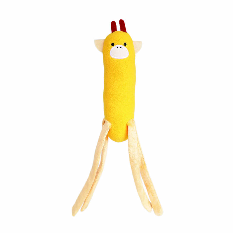 ペッツルートの一覧はこちら■ わんちゃんのはじめてのおもちゃに！・軽くて小さいお口でもくわえやすい！長い胴体とパリパリ音の鳴る細長い足をぶんぶん振りまわして遊べます。【サイズ】W80×H350×D50mm【材質・素材】ポリエステル、PET【原産国】中国【使用方法】おもちゃを振って音を鳴らして興味をひいたり、おもちゃを振ったり噛んだりして遊ばせてください。【お手入れ方法】【お手入れ方法】・汚れた際は手洗いをしてください。日陰干しをして中までよく乾燥させてください。※多少の型崩れや色落ちすることがあります。・熱湯消毒や漂白剤、ベンジン、シンナー、アルコールなどの使用はおやめください。【保管方法】【保管上の注意】・遊び終えたら犬が触れない所へ保管してください。・幼児やペットの手の届く場所での保管はしないでください。・火災・変形の恐れがありますので、火気のそばでは使用しないでください。・劣化を早める原因となりますので、直射日光の当たる場所に放置しないでください。【ご注意】※パリパリフィルムを使用しています。遊び方や力によって破損することがあります。本品が傷みはじめたら使用を中止してください。【使用上の注意】・パピー・超小型犬用ですので、対象犬種をお守り頂き、必ず人が見ている所で遊ばせてください。・使用中に犬が壊すことがあります。使用する度、本品の傷み具合を点検してください。傷みが目立ち始めた、又壊した場合は使用を中止してください。・強く噛んだりすると破損する恐れがあります。・長く噛み続けている場合は一度おもちゃを離してください。・お子様が使用する場合は、保護者の方が立ち会ってください。・万一、人やペットが本品の一部を誤飲した場合は各医師にご相談ください。・廃棄する際は、各自治体の指示に従い分別してください。JANCD:4984937663803【銀行振込・コンビニ決済】等前払い決済予定のお客様へ当商品は弊社在庫品ではなく、メーカー在庫品です。在庫確認後に注文確認を行い、お支払いのお願いを送信させて頂きます。休業日、14:00以降のご注文の場合は翌営業日に上記手続きを行います。お時間が掛かる場合がございます。