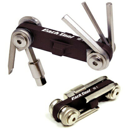 ParkTool(パークツール)の一覧はこちらI-Beam"デザインの携帯ツールに必要最小限なツール6種類を軽量コンパクトにセットしました。フレーム外側にそれぞれのビットを配置し、片手で素早く取り出しやすく、グローブなどをつけたままでも使用が可能です□仕様六角レンチ(3/4/5/6/8mm)マイナスドライバー重量 88gJANCD:4962772171356【銀行振込・コンビニ決済】等前払い決済予定のお客様へ当商品は弊社在庫品ではなく、メーカー在庫品です。在庫確認後に注文確認を行い、お支払いのお願いを送信させて頂きます。休業日、14:00以降のご注文の場合は翌営業日に上記手続きを行います。お時間が掛かる場合がございます。