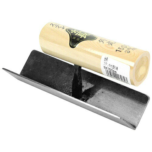 金長の一覧はこちらステンレス製の外丸面引鏝です。【用途】コンクリートのカド出し・面引き作業。【機能】狭い場所、細い場所等に最適です。【仕様】●サイズ：3×150mm。【商品サイズ】縦(mm)　152横(mm)　54高さ(mm)　90【商品重量】重量(g)　200JANCD:4977292162623【銀行振込・コンビニ決済】等前払い決済予定のお客様へ当商品は弊社在庫品ではなく、メーカー在庫品です。在庫確認後に注文確認を行い、お支払いのお願いを送信させて頂きます。休業日、14:00以降のご注文の場合は翌営業日に上記手続きを行います。お時間が掛かる場合がございます。