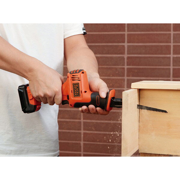 BLACK&DECKER（ブラックアンドデッカー） 10.8V コードレスレシプロソー BDR12KJP ...