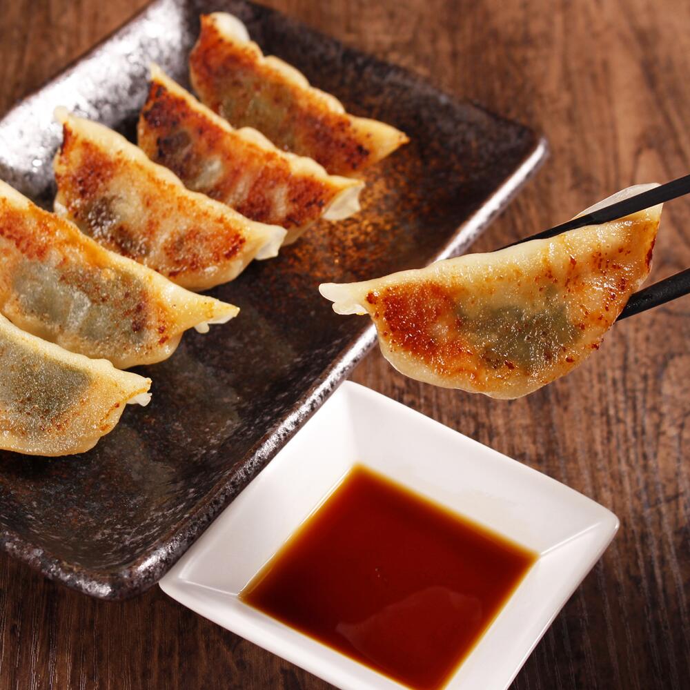 しそ餃子 50個～ シソ餃子 大葉餃子 さっぱり餃子 あっさり餃子 冷凍餃子 生餃子 冷凍食品 おかず お弁当 晩ごはん おつまみ ビールに合う お取り寄せグルメ 簡単調理 焼くだけ 夕飯 おうちごはん 晩酌 お取り寄せ おかずストック 時短ごはん 冷凍保存 簡単ごはん まとめ買い