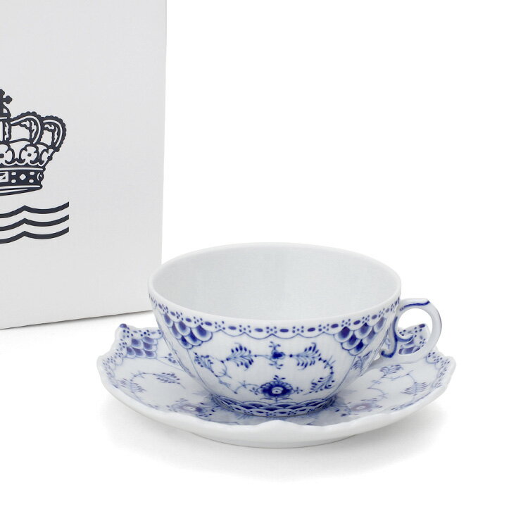 ロイヤルコペンハーゲン ロイヤルコペンハーゲン ブルーフルーテッド フルレース ティーカップ＆ソーサー Royal Copenhagen Blue Fluted Full Lace 103 080 【母の日】【食器 カトラリー】