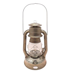 デイツ Dietz #8 オリジナル オイルランタン 未塗装 ラスティ 13.75インチ ハリケーンオイルランタン アンティーク調 レトロ アンティークなランタン 風に強いランタン Air Pilot Oil Burning Lantern (Unfinished Rusty)通販格安セール情報 楽天 通販