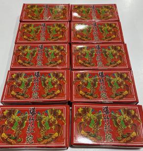 爆竹×10箱セット　20連爆竹×8枚入り×10箱