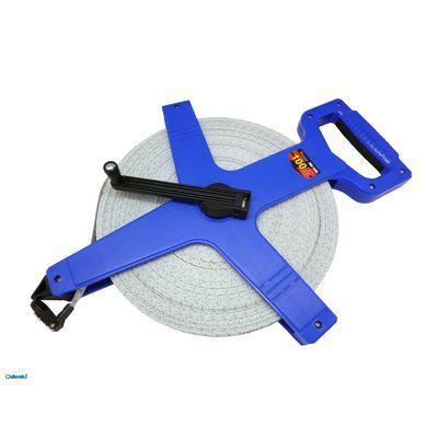 【商品説明】■特長　グラスファイバー製テープで耐久性抜群！■使い勝手の良いリールタイプです。■仕様　テープ長：100m・テープ幅：13mm・テープ厚：約0.5mm■標準張力：20N(20℃）■精度：±（1.2+0.82L)mm■L=測定距離（m）■両面目盛付：表面/目盛2mm・裏面/目盛：10mm4516474900396