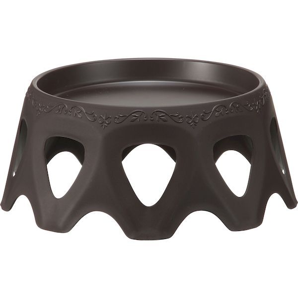 【商品説明】受皿付きなので玄関先やベランダなど地面を汚さずに植物が飾れます。