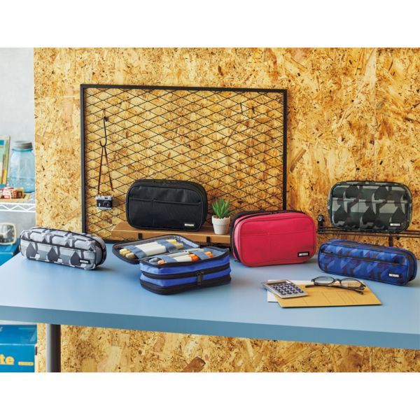 リヒトラブ LIHIT LAB. A7556-124 ペンケース ブックタイプ トリプル ジェットブラック