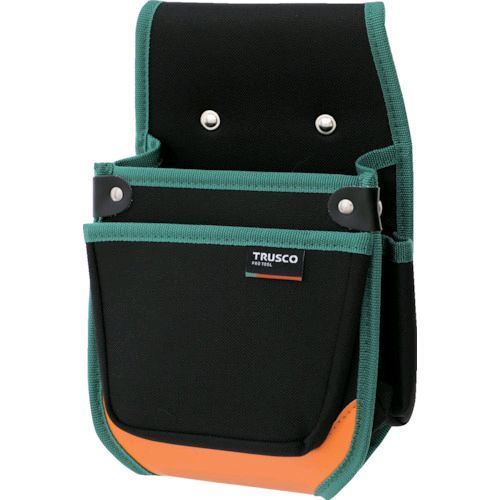 【特長】●耐久性、耐熱性、耐薬品にも強く、防水・防汚にも優れています。●リベット部分はステンレスリベットを採用しています。さびにくい仕上がりです。●600デニールポリエステルを採用しています。【用途】●室外作業、室内作業に。【仕様】●形状：小型2段腰袋●色：ブラック●幅(mm)：140●奥行(mm)：60●高さ(mm)：270●ベルト通し幅(mm)：60【仕様2】●ベルト通し幅：60mm【材質／仕上】●ポリエステル・発泡ポリエチレン（PE）【原産国】中国