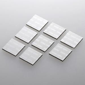 ●プラズマディスプレイの冷却用素材として使われている高級素材を採用しています。熱伝導性が非常に高く、モバイル機器の熱を効率的に放熱します。●CPUなどの高熱部に貼るだけで、効率よく熱を逃がします。●小さなサイズなので、ノートパソコンの排気口をふさぐことなく、自由なレイアウトで貼ることができます。●コンパクトサイズなので、ゲーム機やACアダプタなどの小さな機器にも使えます。●1枚0.8gと、超軽量です。●17mm×17mmの正方形です。厚み1.2mmです。＜注意＞ ※モバイル機器の冷却以外の用途では使用しないでください。 ※機器の排気口をふさがないようにご注意ください。 ※パッドが机などの設置面に直接触れる状態では使用しないでください。放熱効果が下がったり、机表面にキズが付く恐れがあります。 ※製品改良のため、予告なく外観または仕様の一部を変更することがあります。 ※すべてのモバイル機器の冷却を保証するものではありません。■カラー：シルバー■サイズ：W17×D17×H1.2mm■重量：約0.8g（1枚あたり）■材質：放熱アルミ板（防汚処理）、高熱伝導シリコーン■入数:8枚■付属品：ウレタンスペーサー×8枚　　　　　　　4969887858332