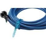 【仕様】●色:グレーブルー●電線仕様長さ（m）:20●電線仕様太さ（mm[[の2乗]]）:2●電線仕様芯数（C）:3●コンセント仕様定格:2P・15A・125V 接地付●コンセント仕様形状:[[三相]]●コンセント仕様個数:3●電線種:ソフトVCTF【質量】2.63 kg【特徴】●コンセント防塵キャップ付です。●電源パイロットランプ付トリプルコンセント付です。●接地付で安全です。【用途】●電気器具の延長電源として。【生産国】日本4930510419176