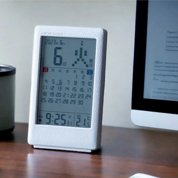 (LINEクーポン有)ADESSO アデッソ DCC-365W レザー調デスクカレンダー電波時計 DCC365W
