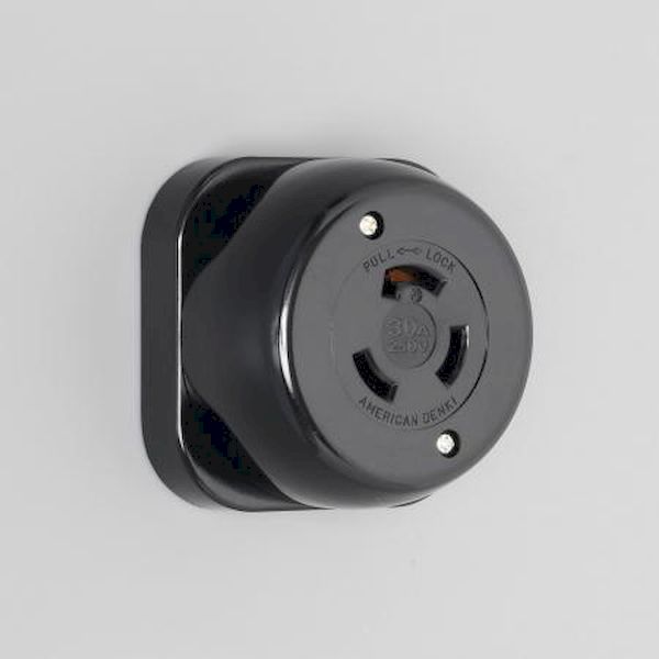 【商品説明】アメリカン電機（株）　3321　ロシツヒッカケ コンセント 3P30A 引掛形 露出コンセント