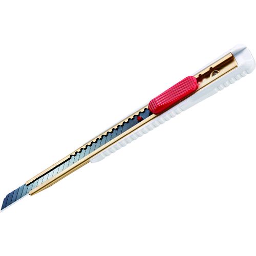 (LINEクーポン有)【即納在庫品】「直送」貝印カミソリ D-002 職専　カッター　ロング　38　黒刃 D002