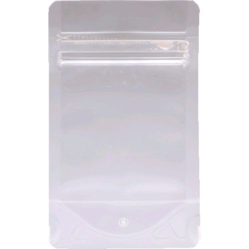 【特長】●便利なチャック付自立容器として高いディスプレイ効果を発揮します。●サイドシールは6mm幅ベタシールです。●詰め替え容器不要のパッケージングとしてアフターユーズされ、包材ゴミ減量化にも役立ちます。●4つの角は、全て完全Rカットタイプです。【用途】●食品パックや小分けの包装などに。●低温に強く、冷凍・冷蔵に。【仕様】●色：透明●縦(mm)：210●横(mm)：150●厚さ(mm)：0.115●ガゼット幅(mm)：45●袋入数(枚)：50●概算内容量(CC)：約740●梱包数(袋)：16【仕様2】●食品衛生法の容器包装規格(平成18年厚生労働省告示第201号)試験適合【材質／仕上】●ナイロン、ポリエチレン（PE）【注意】●酸・アルカリ等特殊な内容物につぃては、事前にご相談下さい。●袋の中身は別売です。【原産国】日本