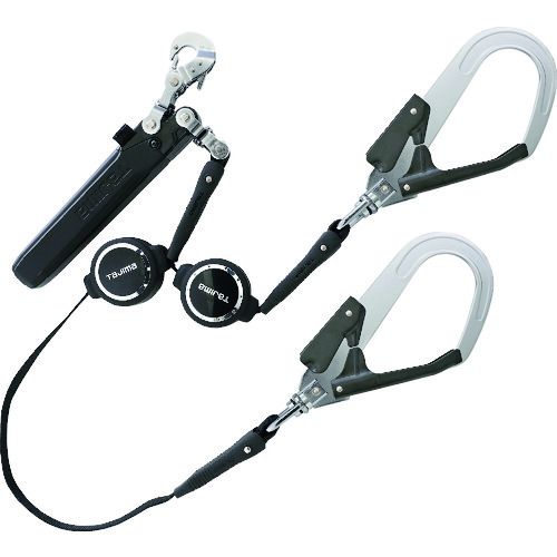 （株）TJMデザインメーカーお問い合わせ：0120-125577【特長】●フルハーネス型用 タイプ1です。●上出しダブルL2ランヤードです。●ショックアブゾーバがブラブラしない固定ベルト付きです。●ランヤードが引っ掛からないリール式です。●巻取器のスライドにより、好みのランヤード長に調整可能です。●より戻し付です。【用途】●新規格対応ハーネス用ランヤード【仕様】●色：黒●長さ(mm)：1500●フック口開き(mm)構造物側：55●フック口開き(mm)人体側：9●ランヤード幅×長さ(mm)：16.5×1500●フックタイプ：L2（ダブル）【仕様2】●厚生労働省「墜落制止用器具の規格」規格品●最大使用可能質量：100kg●種類：フルハーネス型●ショックアブゾーバ種別：第一種（4kN）●最大自由落下距離：2.3m●落下距離：4.1m●ランヤード種別：タイプ1【材質／仕上】●フック：スチール●ロープ：ポリエステル＋ベクトラン●接続環：スチール【注意】●墜落制止用器具（安全帯）及び墜落制止用器具(安全帯）関連具は消耗品であり、使用しているうちに摩耗等により性能が低下しますので適切な時期に交換してください。●ご使用前に取扱説明書を必ずお読みください。●製品仕様は予告なく変更する場合がございます。●予めご了承ください。【原産国】日本