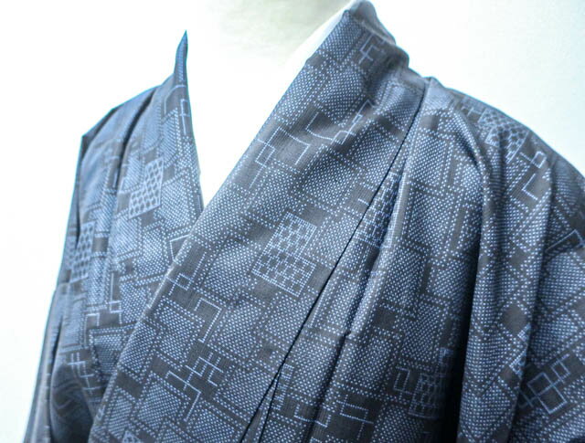 Pleated Skirt - 【中古】 リサイクル着物 大島紬 幾何学文 身丈約156cm 裄丈約62.5cm 24Z-710[ リサイクル着物 着付け教室 お茶 カジュアル 初詣 袴 お出掛け 街着 観劇 普段着 お食事会 通販 アイディーネット きもの]IDnet