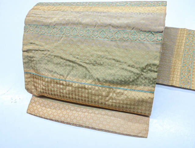 最大80%OFF【中古】 リサイクル着物 九寸名古屋帯 横段に亀甲・菱文 金糸 24B-436[仕立て上がり 和服 アウトレット リサイクル着物 カジュアル カジュアル帯 リサイクル帯 着付け教室 観劇 普段着 お食事会 お出掛け きもの] IDnet