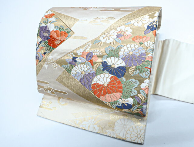 最大80%OFF【中古】 リサイクル着物 九寸名古屋帯 西陣織 ヱ霞に古典花文様 金糸 24B-513[仕立て上がり 和服 アウトレット リサイクル着物 カジュアル カジュアル帯 リサイクル帯 着付け教室 観劇 普段着 お食事会 お出掛け きもの] IDnet