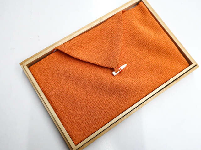 ビッグセール最大80%OFF【中古】 和装小物 台付き袱紗 ちりめん 箱入り 24w-7242[仕立て上がり 和服 アウトレット 和モダン 和テイスト 和風 お...