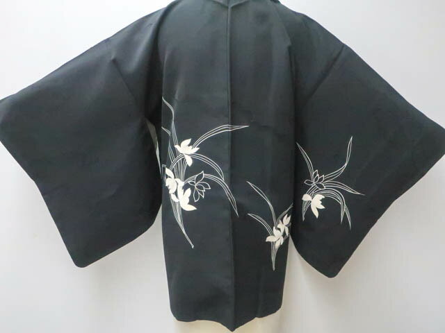 【中古】 リサイクル着物 黒羽織 花文 羽織紐別売り 身丈約78cm 裄丈約64cm 25z03-1629【リサイクル】IDnet
