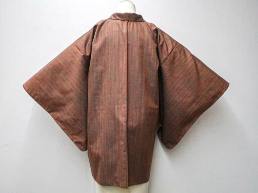【IDnet】【着物】 羽織 紬 縞に十字絣文 羽織紐別売り 身丈約83.5cm 裄丈約65cm 25z04-1733【リサイクル】 【IDnet】【着物】 羽織 紬 縞に十字絣文 羽織紐別売り 身丈約83.5cm 裄丈約65cm 25z04-1733【リサイクル】