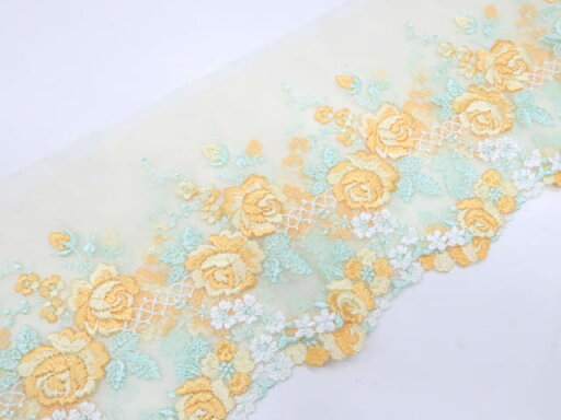 【IDnet】【着物】和装小物 半衿 刺繍 花文 25w04-5822【リサイクル】 【IDnet】【着物】和装小物 半衿 刺繍 花文 25w04-5822【リサイクル】