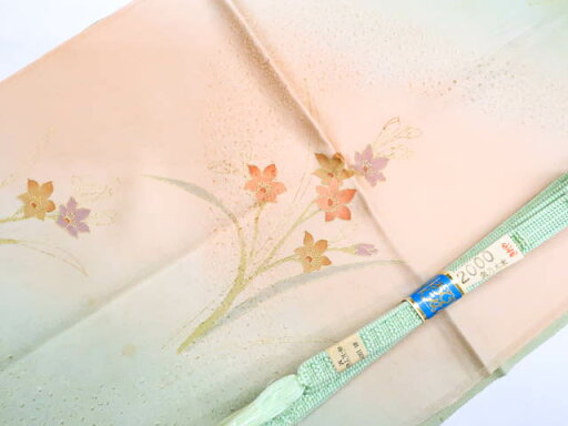 【中古】 リサイクル着物 和装小物 帯締め 帯揚げ セット 帯締 帯揚 平組 暈し 花文様 25w05-6019【リサイクル】IDnet 【中古】 リサイクル着物 和装小物 帯締め 帯揚げ セット 帯締 帯揚 平組 暈し 花文様 25w05-6019【リサイクル】IDnet