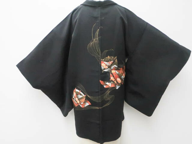 ビッグセール最大80%OFF【中古】 リサイクル着物 黒羽織 絵羽柄 金彩 糸巻文 羽織紐付 身丈約78cm 裄丈..