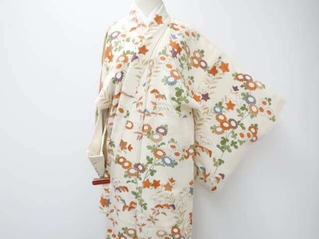 【中古】リサイクル着物 小紋 花文 正絹 身丈約160cm 裄丈約64cm 25z07-4294[リサイクル着物 着付け教室 お茶 カジュアル 初詣 袴 お出掛け 街着 観劇 普段着 お食事会 通販 アイディーネット きもの] IDnet