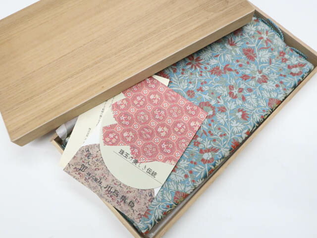 楽天スーパーセール最大80%OFF【中古】和装小物 和雑貨 川島織物 未使用品 テーブルセンター 箱付き 25..