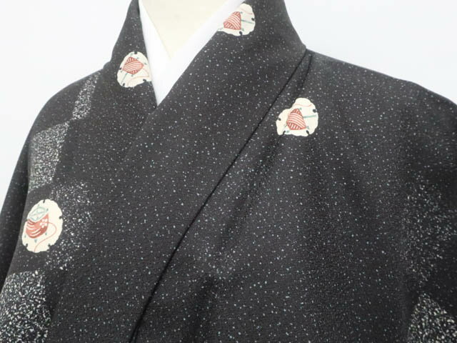 ビッグセール最大80%OFF【中古】リサイクル着物 小紋 格子 雪輪に糸巻 身丈約161.5cm 裄丈65cm 25z08-4..