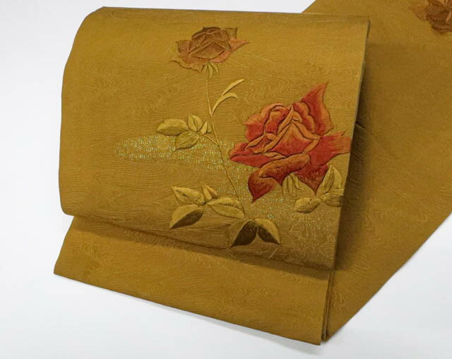 【中古】リサイクル着物 九寸名古屋帯 お太鼓柄 刺繍 花 金糸 開き仕立て 正絹 25b09-184