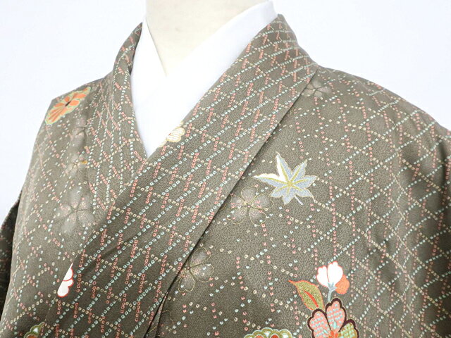 【中古】リサイクル着物 小紋 籠目に紅葉と花 正絹 着物 身丈約160cm 裄丈約66cm 25z11-6267【リサイクル】 IDnet