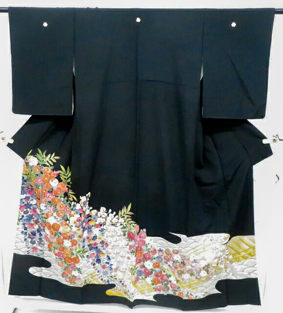 樂天商城 - 【中古】リサイクル着物 黒留袖 五つ紋 金彩 訪問着仕立 正絹 着物 身丈約151.5cm 裄丈60.5cm 26z02-602【リサイクル】 IDnet