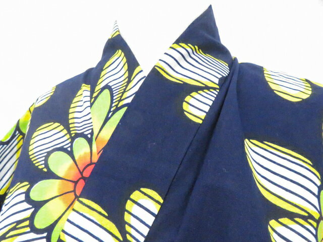 Summer Wear - 【中古】リサイクル着物 浴衣 昭和レトロ 花 着物 美品 身丈約155cm 裄丈65.5cm 26z03-1103【リサイクル】 IDnet