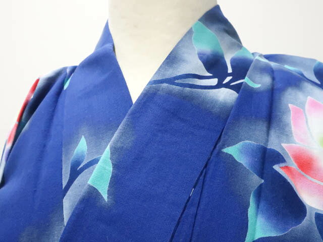 Summer Wear - 【中古】リサイクル着物 【着物】 浴衣 コーマ地 昭和レトロ 暈し 花文 身丈約162.5cm 裄丈67cm 25z05-2930【リサイクル】 IDnet