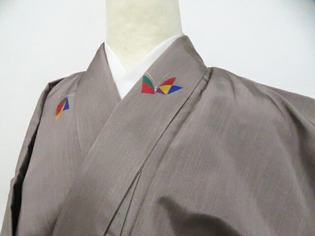 最大80%OFF【中古】リサイクル着物 紬 蝶 着物 正絹 身丈約156cm 裄丈約66.5cm 26z05-2944【リサイクル】 IDnet idnet821-11571654 アイディーネット パッケージ画像